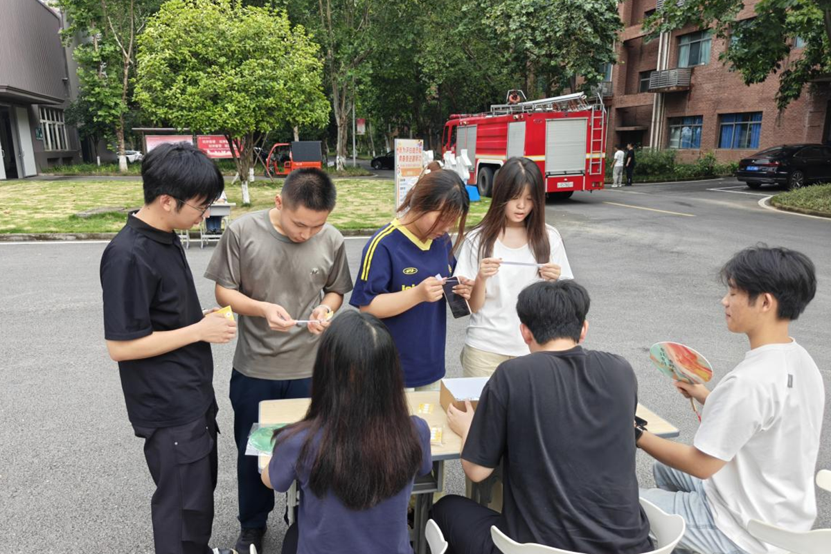 图片3 图片3